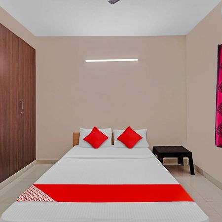 Super Hotel O Grand Residency Guduvancheri Exterior photo